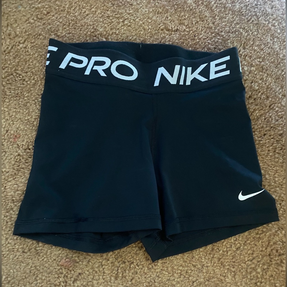 Nike pro